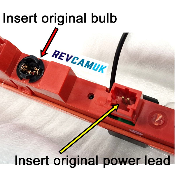 No CANBUS issues thanks to the slot to insert original bulb